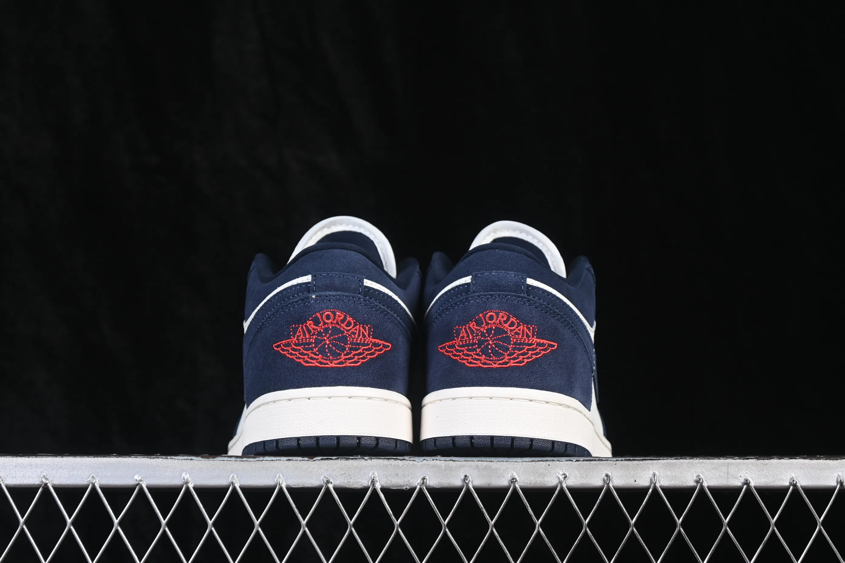 All categories Air Jordan Jordan series basketball shoes Air Jordan 1 Low G version pure original Air Jordan 1 Low AJ1 Joe 1 Obsidian low-top cultural casual sneakers IO7448-400